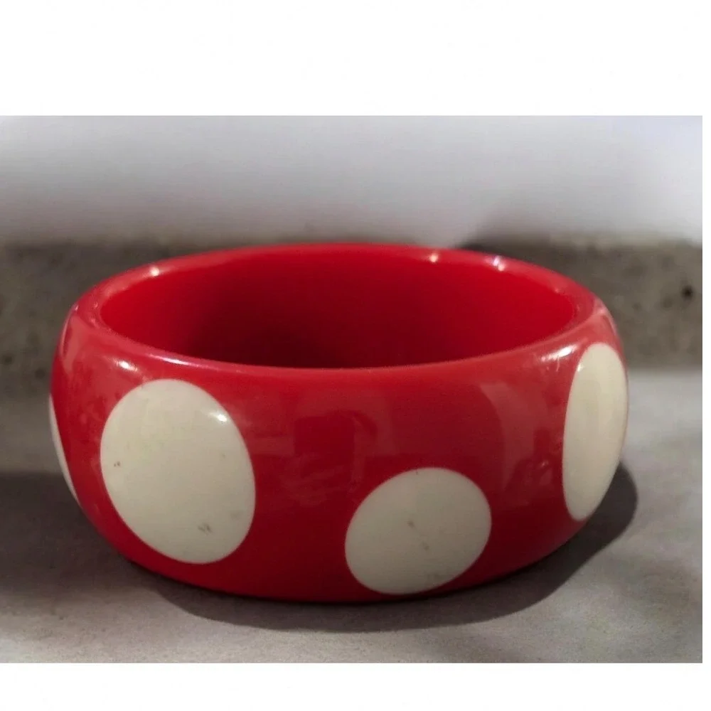 N/A vintage red